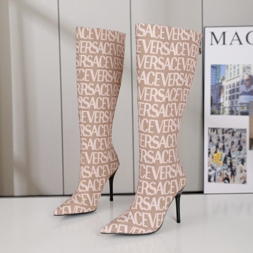 Versace Boots For Women #1137670