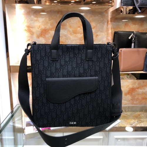 Christian Dior AAA Man Handbags #1137886