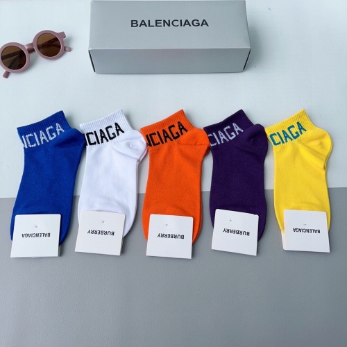 Balenciaga Socks For Women #1138409