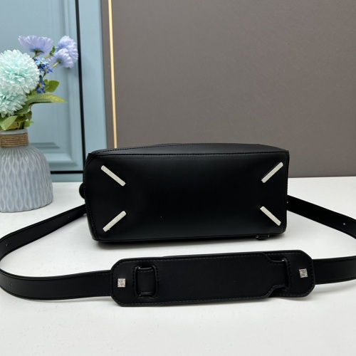 Replica LOEWE AAA Quality Messenger Bags For Women #1138417 $135.00 USD for Wholesale