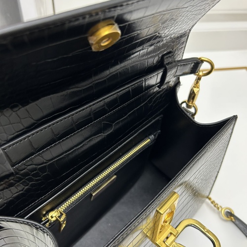 Replica Valentino AAA Quality Messenger Bags For Women #1138606 $108.00 USD for Wholesale