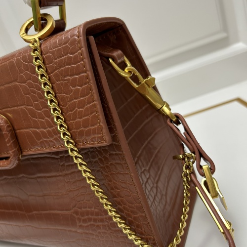 Replica Valentino AAA Quality Messenger Bags For Women #1138608 $108.00 USD for Wholesale