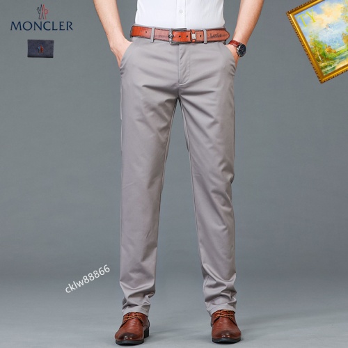 Moncler Pants For Men #1139236