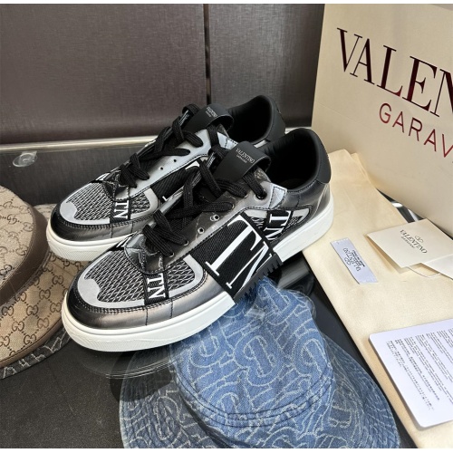 Valentino Casual Shoes For Men #1139534