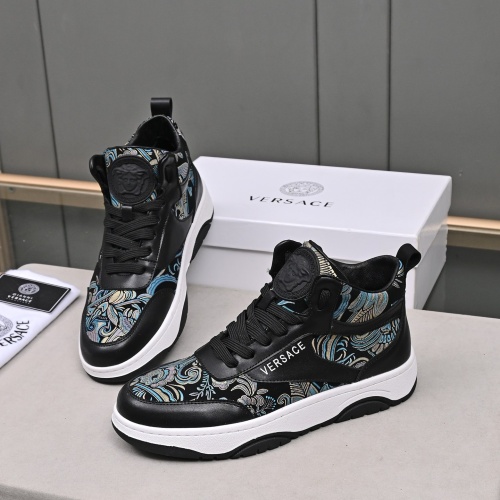 Versace High Tops Shoes For Men #1139867