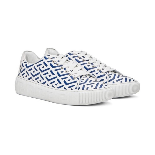 Versace Casual Shoes For Men #1140594