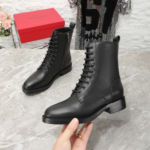 Valentino Boots For Women #1140962