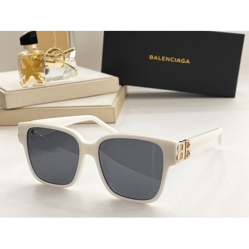 Balenciaga AAA Quality Sunglasses #1142264