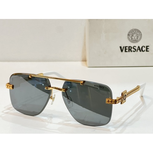 Versace AAA Quality Sunglasses #1143374