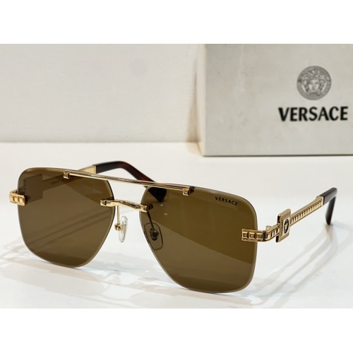 Versace AAA Quality Sunglasses #1143375
