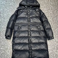 $182.00 USD Moncler Down Feather Coat Long Sleeved For Women #1136916