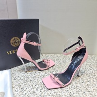 $118.00 USD Versace Sandal For Women #1137377