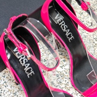 $118.00 USD Versace Sandal For Women #1137378