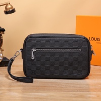 $92.00 USD Louis Vuitton AAA Man Messenger Bags #1137538