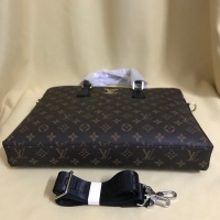 $115.00 USD Louis Vuitton AAA Man Handbags #1137729