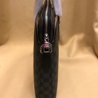 $115.00 USD Louis Vuitton AAA Man Handbags #1137730