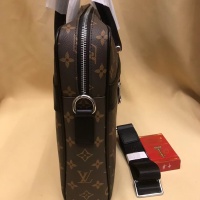 $115.00 USD Louis Vuitton AAA Man Handbags #1137733
