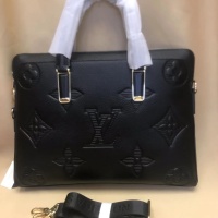 $118.00 USD Louis Vuitton AAA Man Handbags #1137743