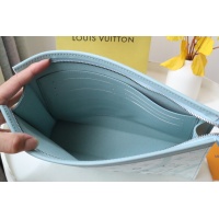 $102.00 USD Louis Vuitton AAA Quality Wallets For Unisex #1139017