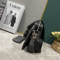$68.00 USD Louis Vuitton AAA Man Messenger Bags #1139295