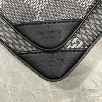 $68.00 USD Louis Vuitton AAA Man Messenger Bags #1139295