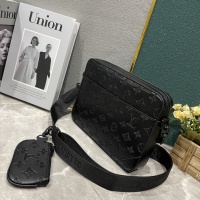 $68.00 USD Louis Vuitton AAA Man Messenger Bags #1139302