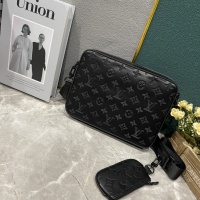 $68.00 USD Louis Vuitton AAA Man Messenger Bags #1139302