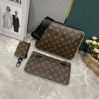 $72.00 USD Louis Vuitton AAA Man Messenger Bags #1139313