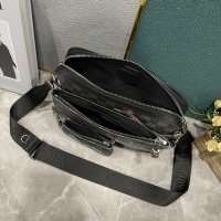 $72.00 USD Louis Vuitton AAA Man Messenger Bags #1139317