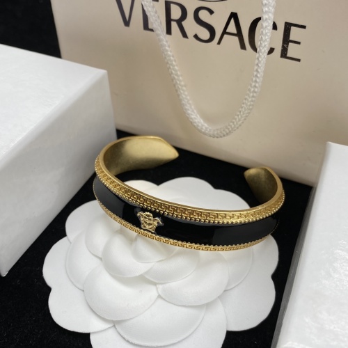 Replica Versace Bracelets #1146264 $29.00 USD for Wholesale