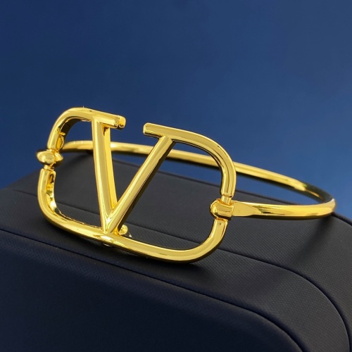 Valentino Bracelets #1146734 $34.00 USD, Wholesale Replica Valentino Bracelets