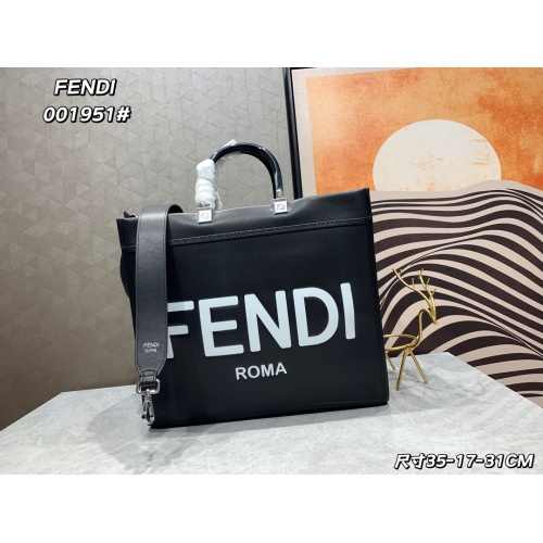 Fendi AAA Quality Tote-Handbags For Women #1148580