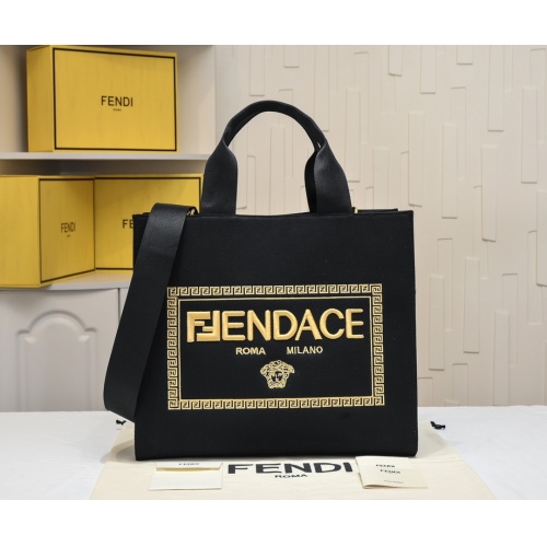 Fendi AAA Quality Tote-Handbags For Women #1148583