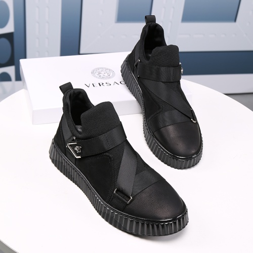 Replica Versace Casual Shoes For Men #1148882 $80.00 USD for Wholesale