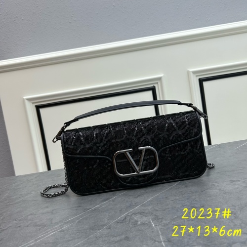 Valentino AAA Quality Messenger Bags For Women #1149096