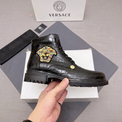 Versace Boots For Men #1149197