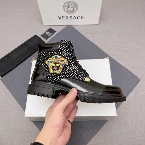 Versace Boots For Men #1149199