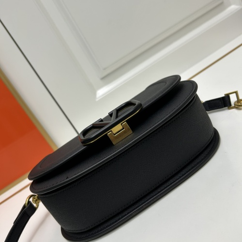 Replica Valentino AAA Quality Messenger Bags For Women #1149302 $102.00 USD for Wholesale