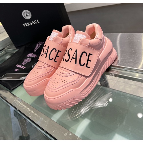 Versace Casual Shoes For Women #1149498