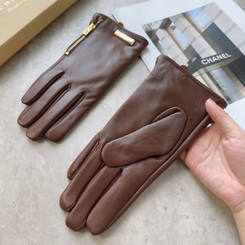 Replica Burberry Gloves For Women #1149734 $45.00 USD for Wholesale