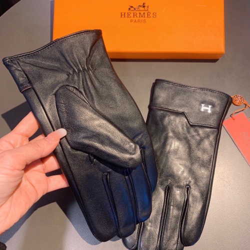 Replica Hermes Gloves For Men #1149873 $56.00 USD for Wholesale