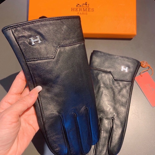 Replica Hermes Gloves For Men #1149873 $56.00 USD for Wholesale