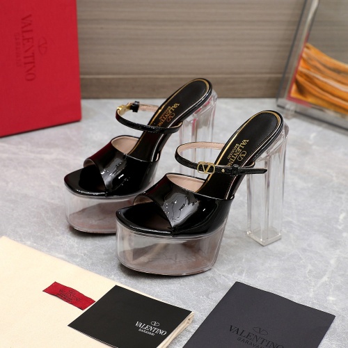 Valentino Sandal For Women #1150094