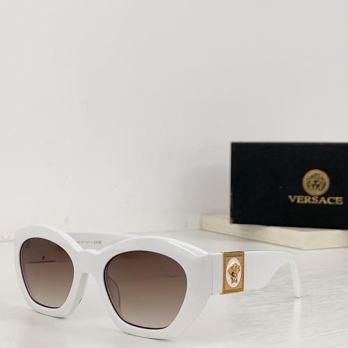 Versace AAA Quality Sunglasses #1151161
