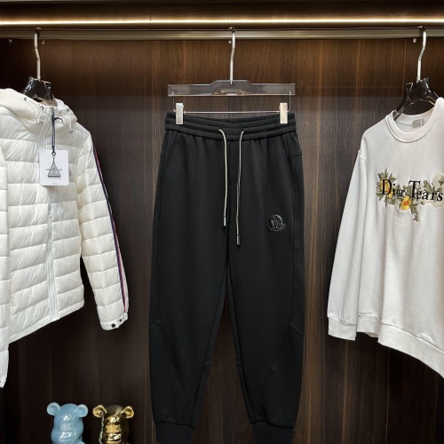 Moncler Pants For Men #1151959