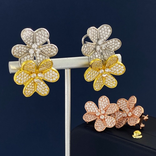 Replica Van Cleef & Arpels Earrings For Women #1153605 $32.00 USD for Wholesale
