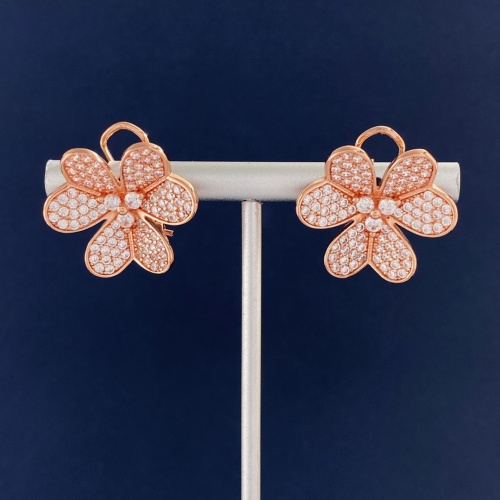 Van Cleef & Arpels Earrings For Women #1153606