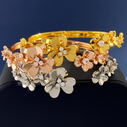Replica Van Cleef & Arpels Bracelets For Women #1153618 $39.00 USD for Wholesale