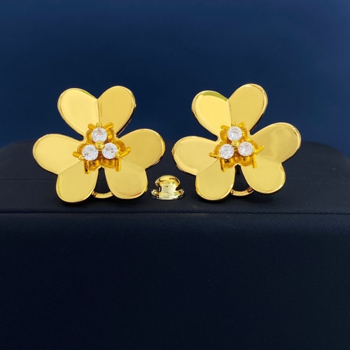 Van Cleef & Arpels Earrings For Women #1153919