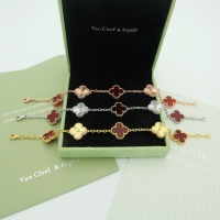 $29.00 USD Van Cleef & Arpels Bracelets For Women #1145370